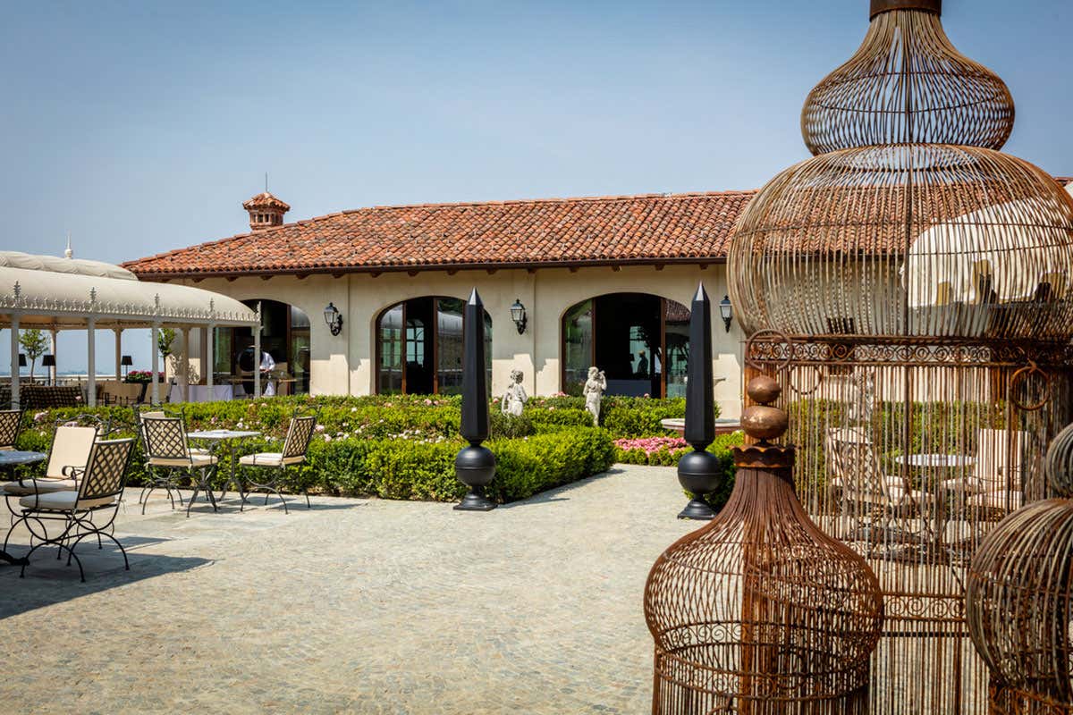 Dormire come Napoleone? C'è un relais che custodisce il suo letto a baldacchino Dormire come Napoleone? C'è un relais che custodisce il suo letto a baldacchino