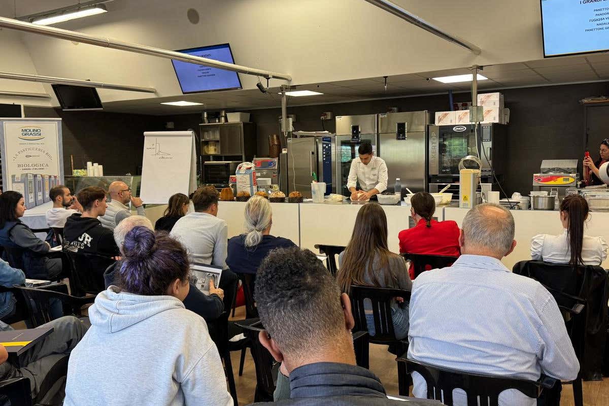 Pandoro e panettone: un corso per svelare gli errori più comuni e come evitarli Pandoro e panettone: un corso per svelare gli errori più comuni e come evitarli