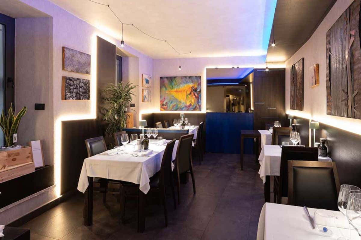 Gli spazi interni del ristorante Pirò