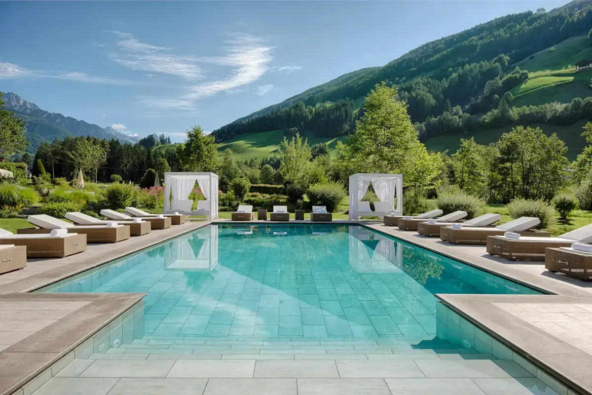 Alpenpalace Luxury Hideaway & Spa Retreat