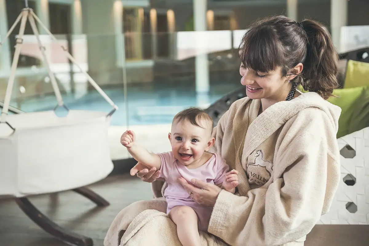 Piscine interne Dalla spa al ristorante: in Val Gardena c&rsquo;&egrave; il grand hotel per bambini