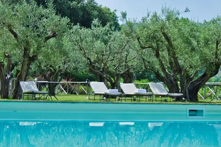 Siamo nella parte centrale dell&rsquo;Umbria, dove si produce un pregiato Evo e il famoso Rubesco Nel bello e nel buono dell&rsquo;Umbria? La proposta del Tre Vaselle Resort