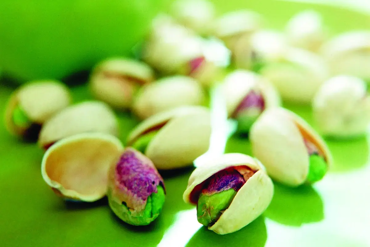 Pistacchi americani Giornata mondiale del pistacchio: il frutto piace a 7 italiani su 10
