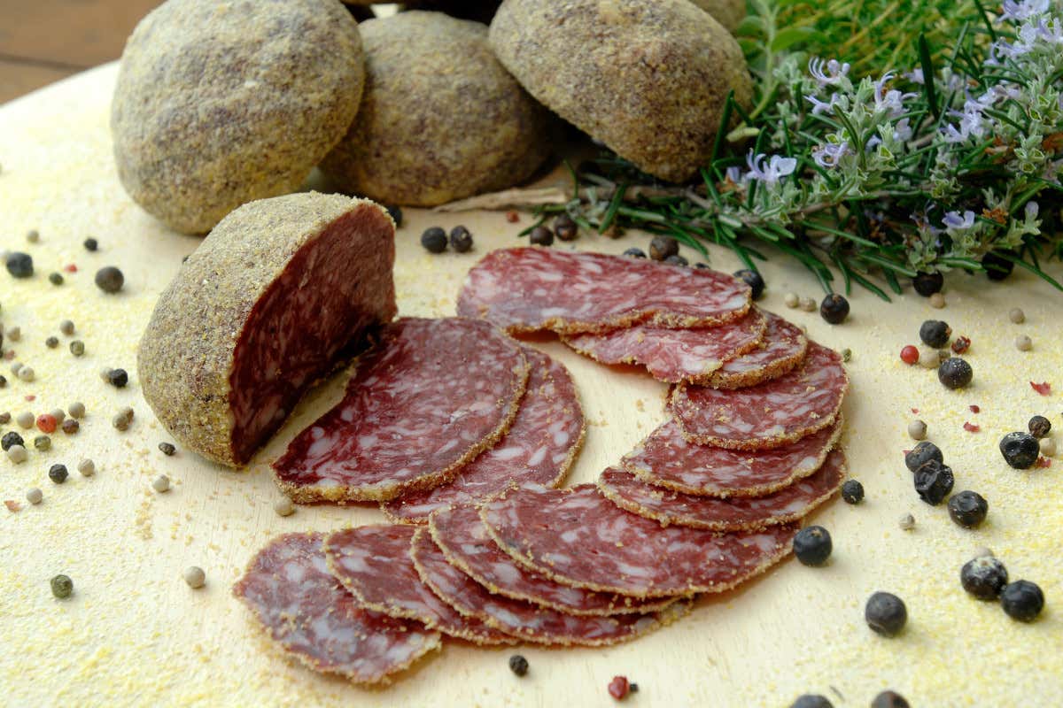 Attorno al fogolâr: viaggio nel cuore caldo del Friuli Venezia Giulia