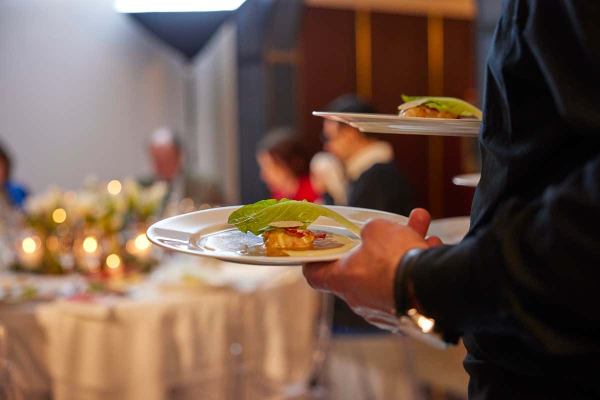 Scopri i sei formaggi svizzeri d'eccellenza protagonisti di “{[ ]} che Svizzeri”