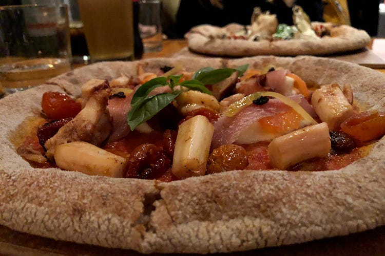 La Pizza Biscottata di mare (La pizza a Milano Quella di Samuelli è biscottata)