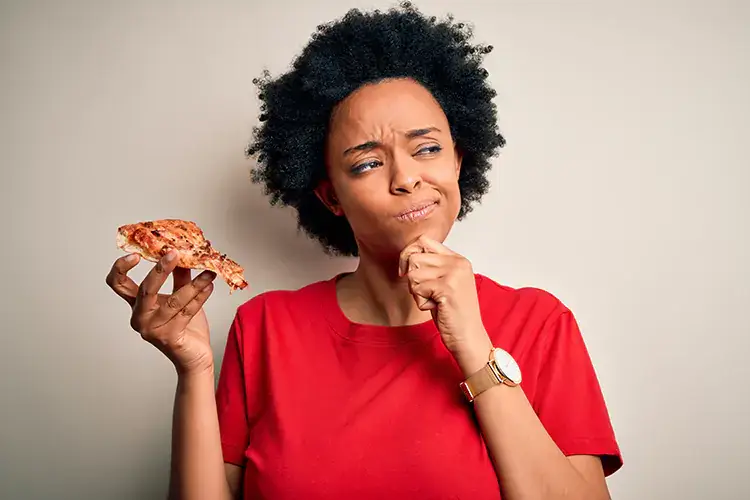 L'operazione Margherita Terza ha portato alla denuncia per fronde di 5 titolari di pizzerie gourmet Falsi ingredienti Dop e Igp nella preparazione della pizza: denunciati 5 titolari per frode