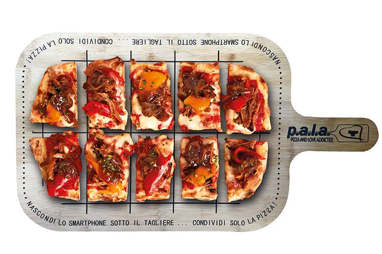 Una delle ricette della pizza in pala - Menù firma la pizza in P.a.l.a Da gustare dopo 5 minuti di forno Una delle ricette della pizza in pala - Menù firma la pizza in P.a.l.a Da gustare dopo 5 minuti di forno