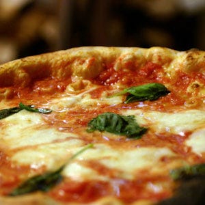 Pizza napoletana Stg Soddisfazione dalle associazioni