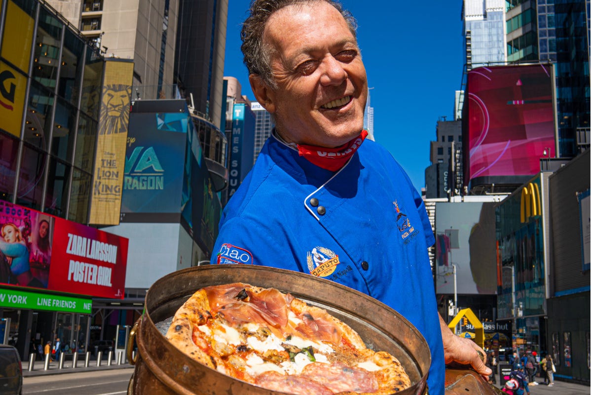 Roberto Caporuscio America patria… della pizza: negli Usa il maggior numero di pizzerie