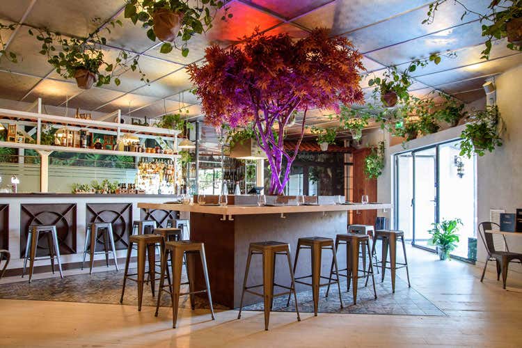 L'interno del locale (Un laboratorio del gusto a Napoli E la Margherita diventa social)