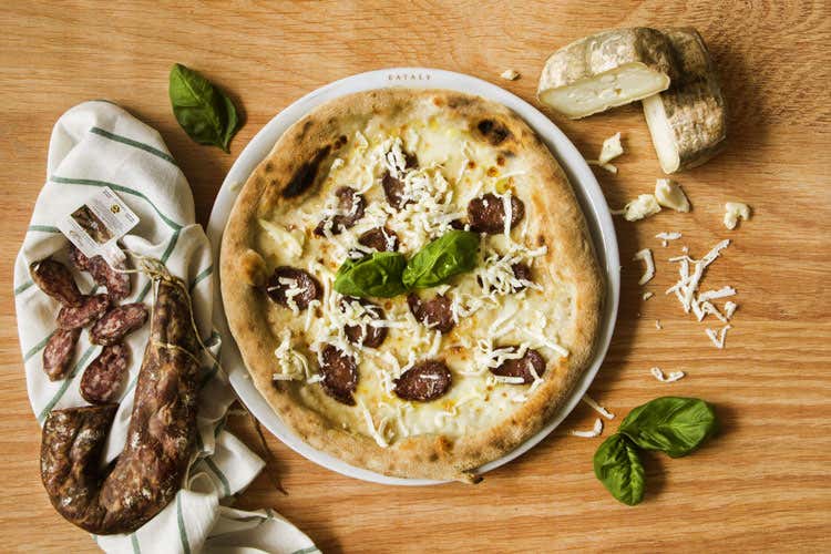 (La Pizza del territorio di Eataly in tour si fa ambasciatrice delle tipicità regionali) (La Pizza del territorio di Eataly in tour si fa ambasciatrice delle tipicità regionali)