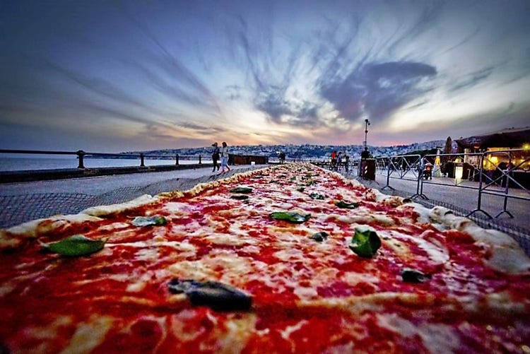 Apre a Napoli il Pizza Village 
Sarà l’edizione più eco-sostenibile