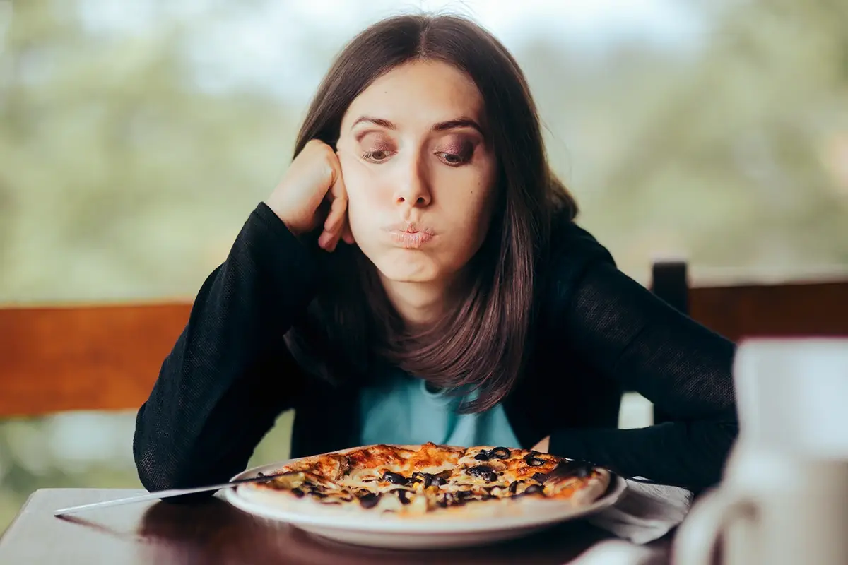 Le pizzerie gourmet usavano prodotti dop fasulli, in un caso anche scaduti Prodotti Dop non certifiacti o caduti: bliz nelle pizzerie gourmet