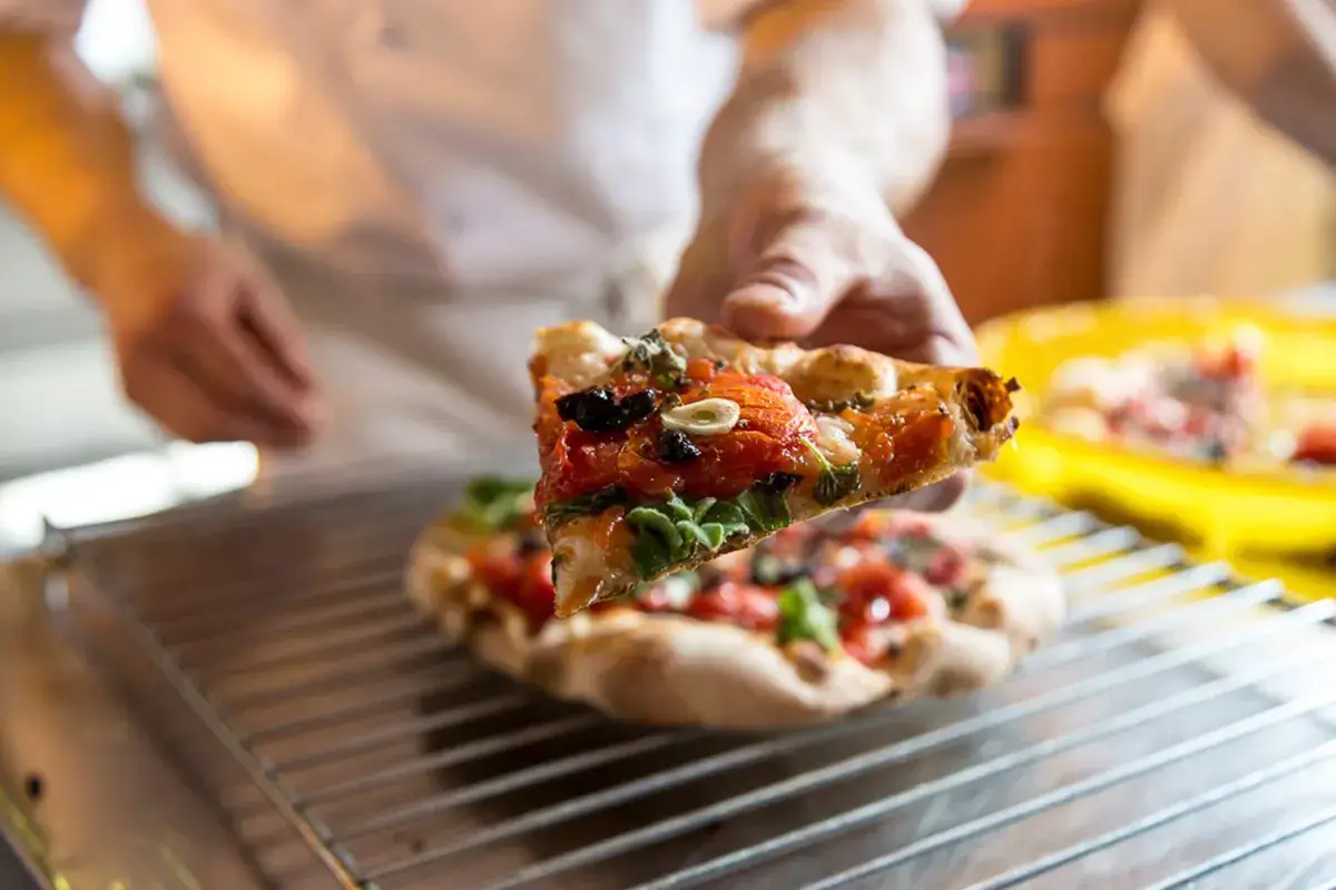 Pizza protagonista dal 18 al 20 giugno La Citt&agrave; della Pizza riparte A Roma tre giorni di degustazioni