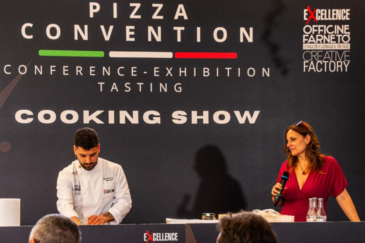 Pizza Convention torna a Roma: due giorni con Bonci, Pepe e i grandi maestri Pizza Convention torna a Roma: due giorni con Bonci, Pepe e i grandi maestri