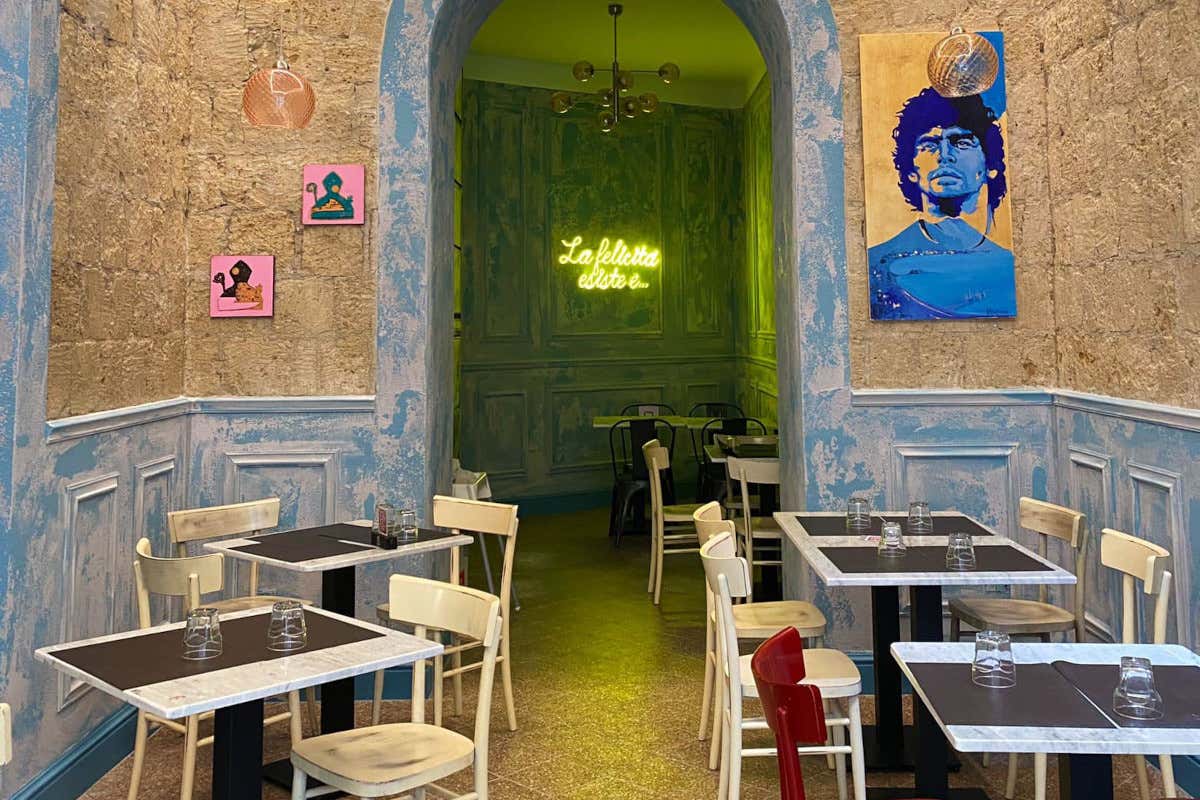 Una pizza fritta dedicata a Marisa Laurito aiuta i piccoli musicisti di Forcella Una pizza fritta dedicata a Marisa Laurito aiuta i piccoli musicisti di Forcella