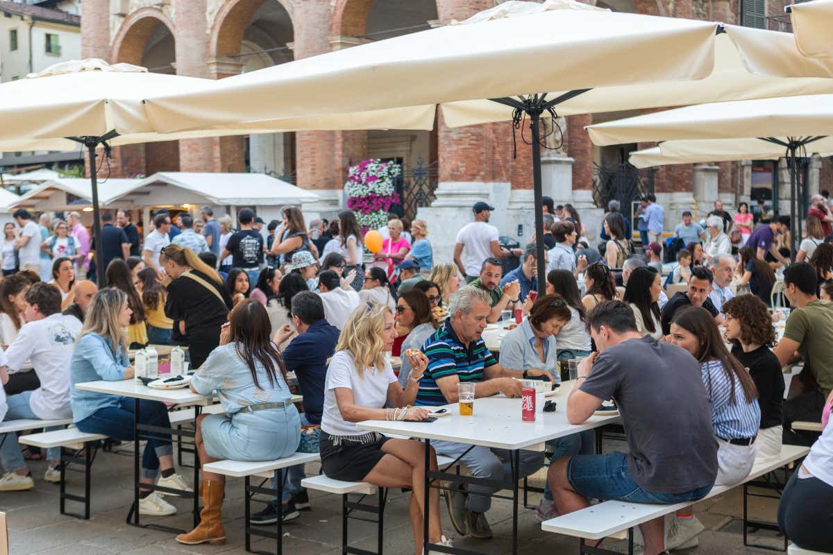 Pizza in Piazza Vicenza 2025: tre giorni di gusto, musica e cultura Pizza in Piazza Vicenza 2025: tre giorni di gusto, musica e cultura