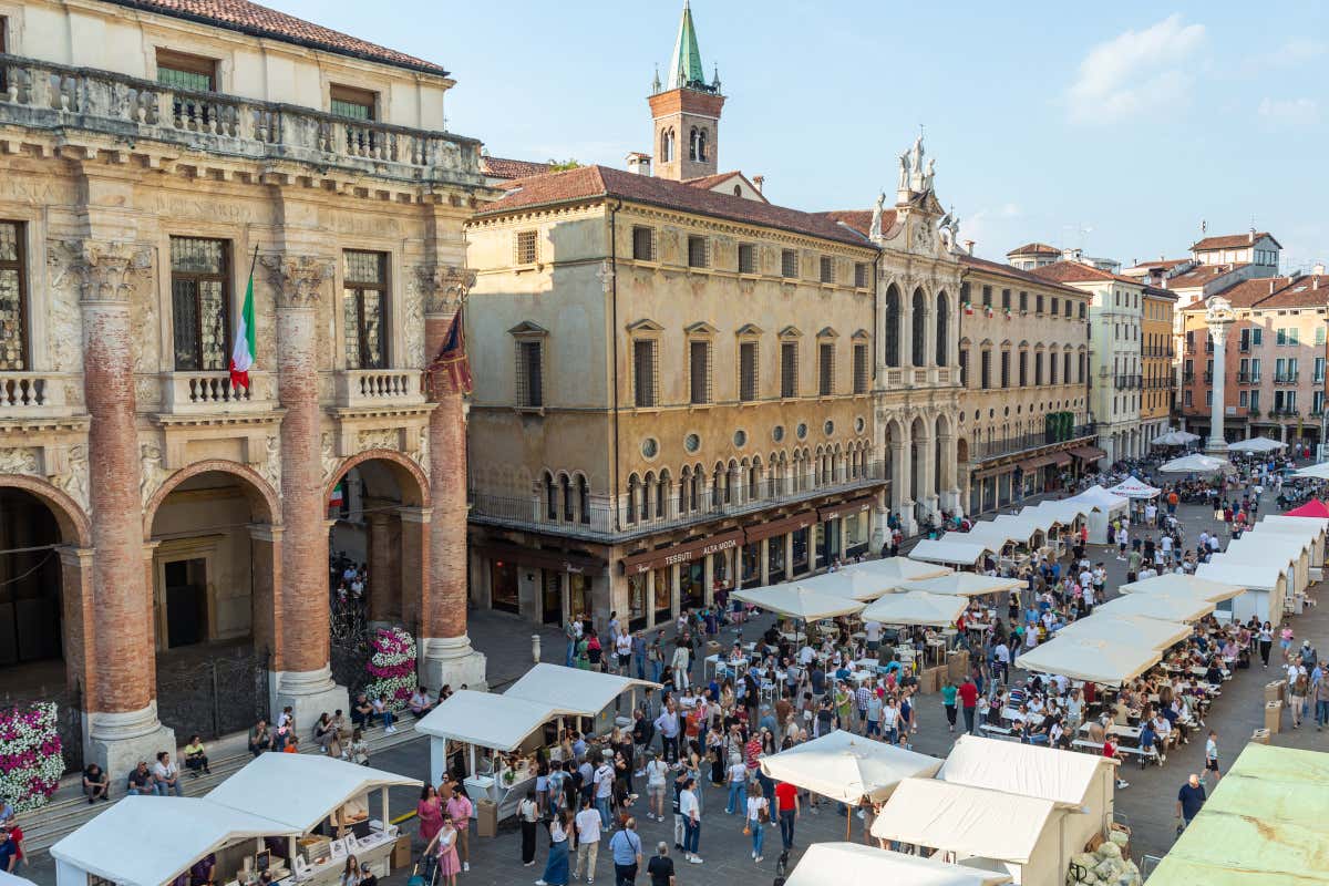 Pizza in Piazza Vicenza 2025: tre giorni di gusto, musica e cultura Pizza in Piazza Vicenza 2025: tre giorni di gusto, musica e cultura