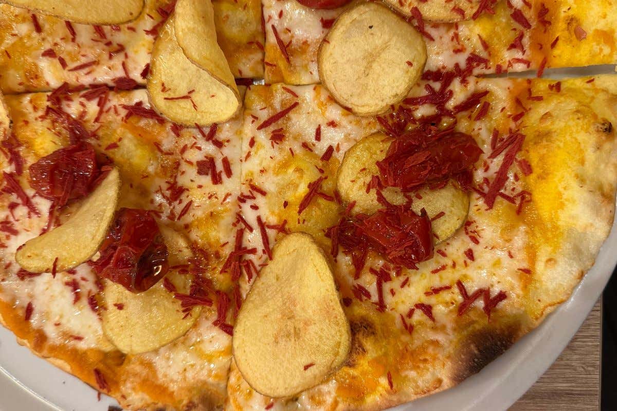 Un “Salto” a Farnetta, la pizza dall’accento umbro in un centro di 200 abitanti