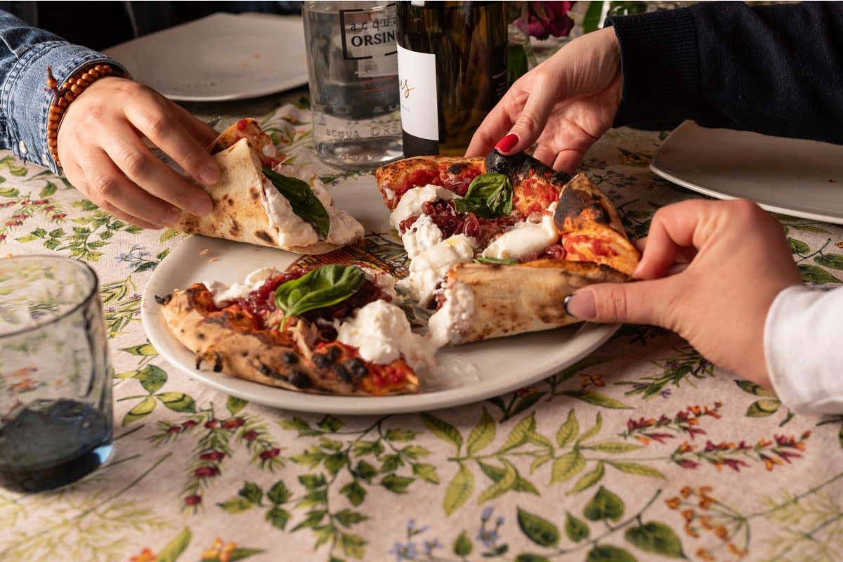 Pizzaiolo a domicilio: alla scoperta di una “nuova” realtà dell’arte bianca Pizzaiolo a domicilio: alla scoperta di una “nuova” realtà dell’arte bianca