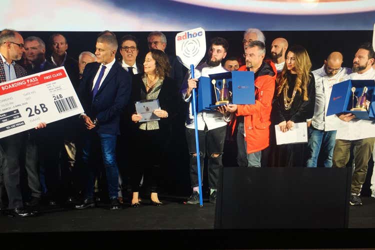 La cerimonia di premiazione (Napoli,)