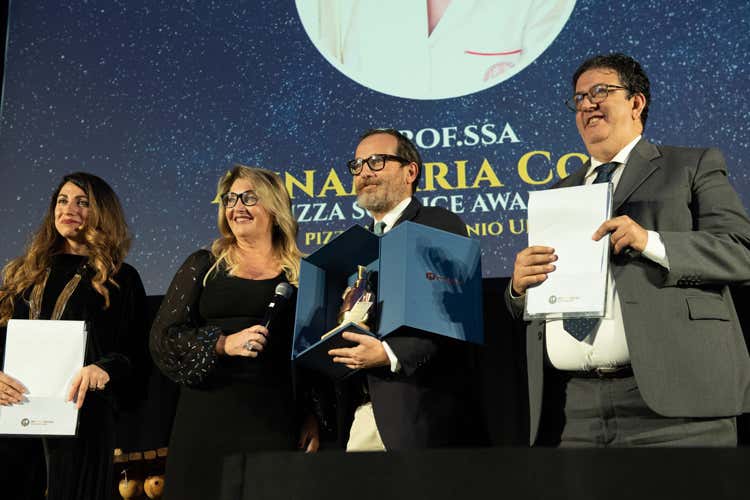 Francesca Marino, Annamaria Colao, Federico Monga e Luciano Pignataro (Napoli,)