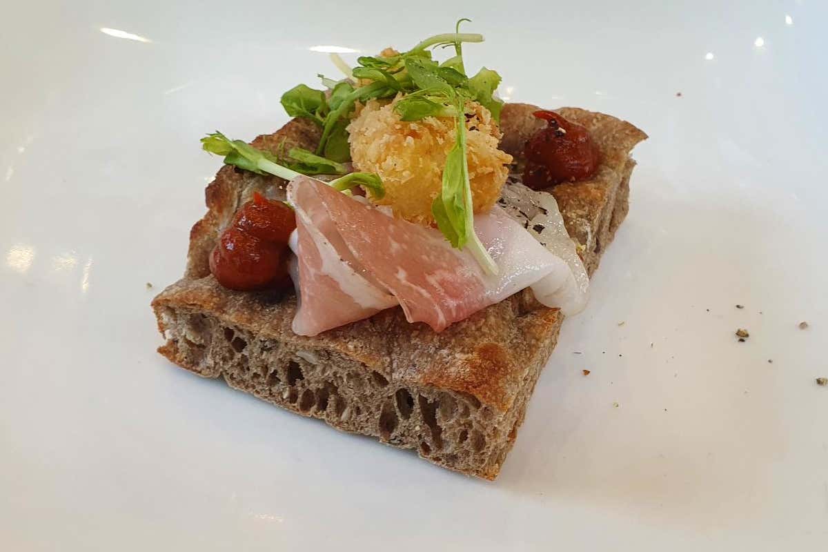 Il matrimonio d'amorosi sensi tra la pizza napoletana e il vino trentino