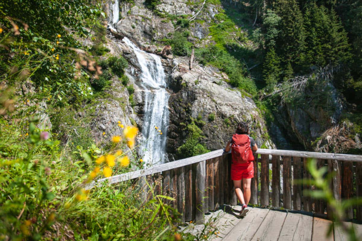 Le meravigliosi cascate dell'Alto Adige attendono i visitatori alla fine dei percorsi Plan de Corones: in Alto Adige alla scoperta della natura e della montagna