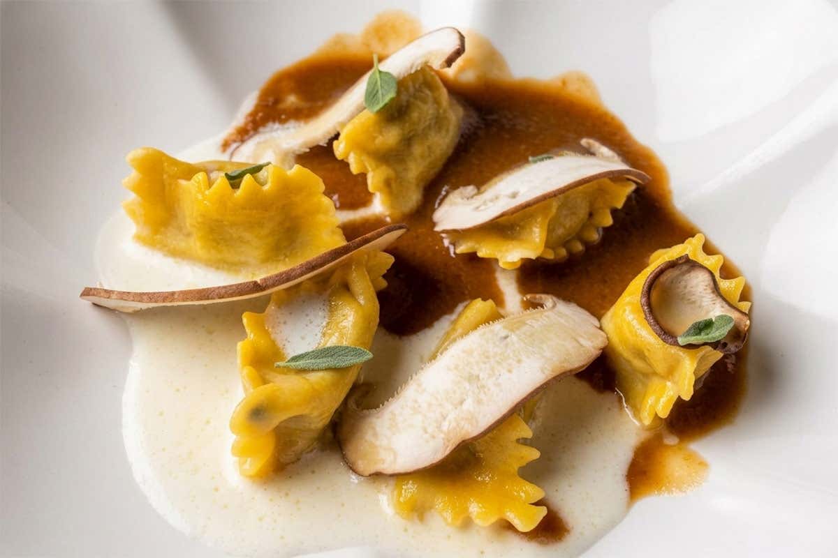 Plin di capretto, funghi shitake, yogurt e miso d'orzo - Ristorante Il Fagiano