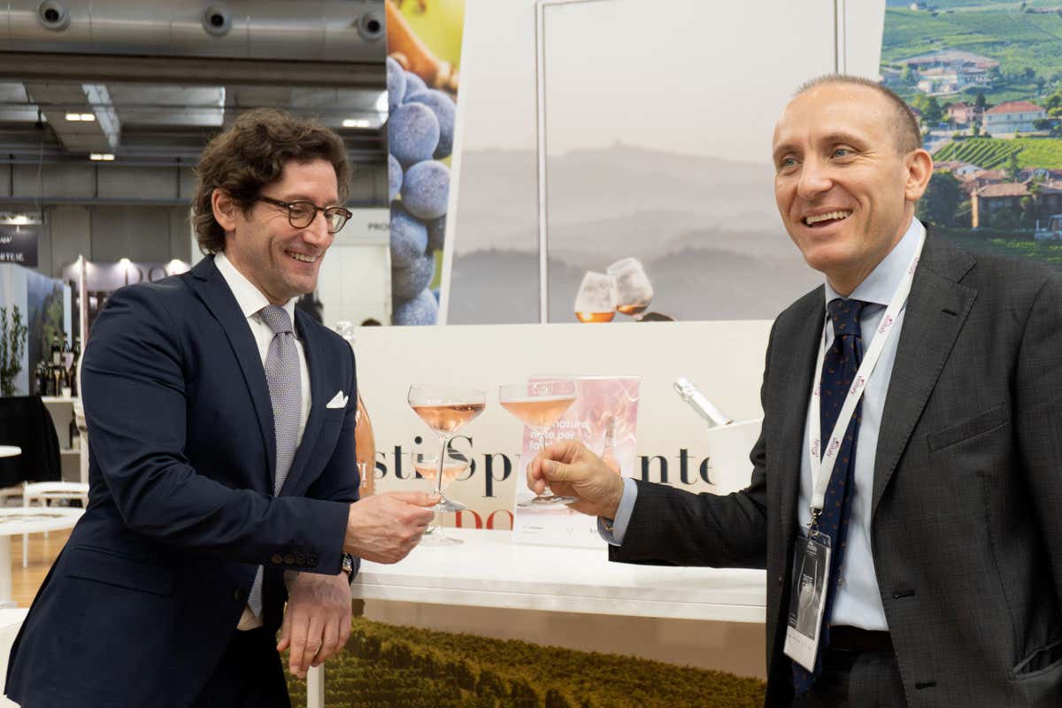 Giacomo Pondini e Stefano Ricagno, rispettivamente direttore e presidente del Consorzio per la Tutela dell'Asti