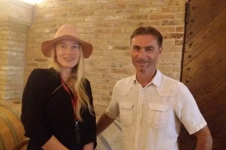 Tania Kuznetsova e Luigi Pagoni (Cantina Poggio del Moro Qualit&agrave; e bellezza in Val d&rsquo;Orcia)