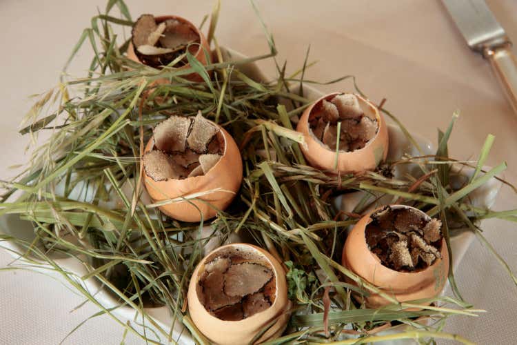 Polentina morbida, fonduta di Montasio e tartufo nero La magia del passato al Ristorante San Michele di Fagagna