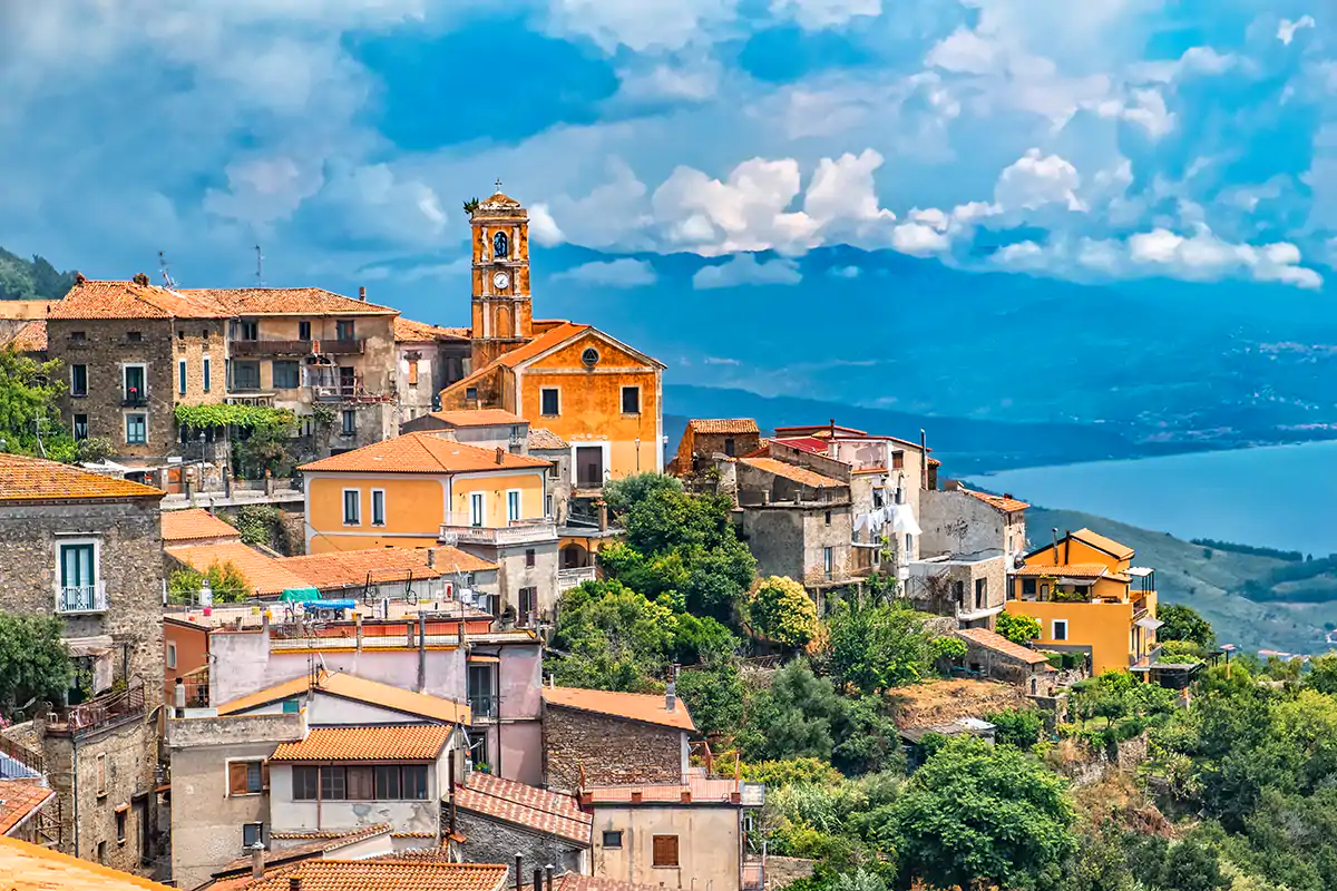 Uno scorcio di Pollica In Cilento si prepara la vaccinazione degli operatori turistici del territorio