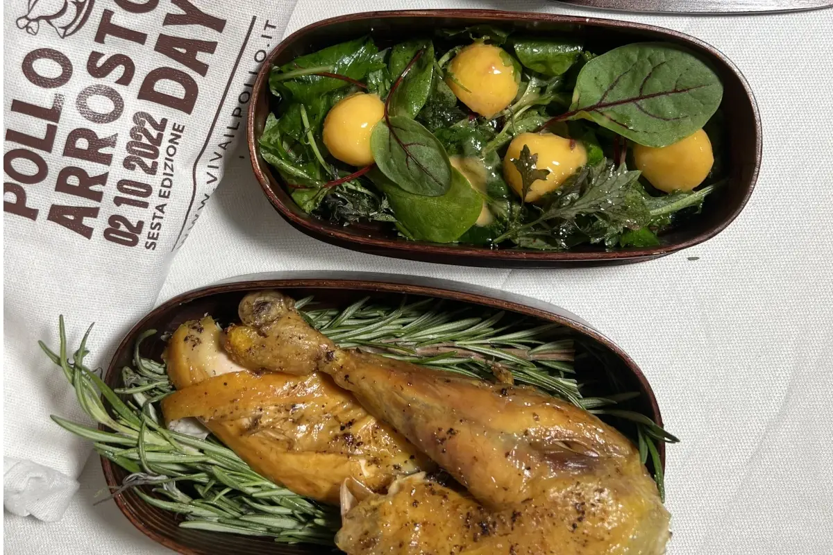 Tante le ricette degli chef Pollo arrosto day, in arrivo la maratona da &ldquo;gustare&rdquo; con le mani