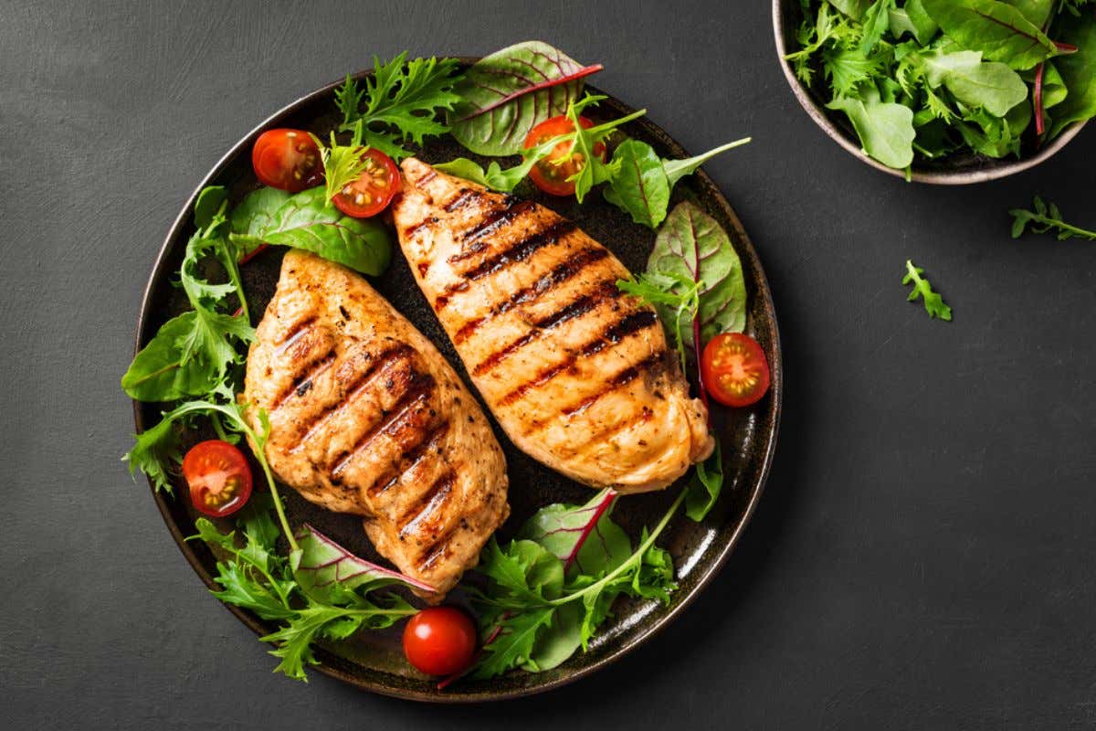 «Più difficile del piccione». C'è spazio per il pollo nell'alta cucina?