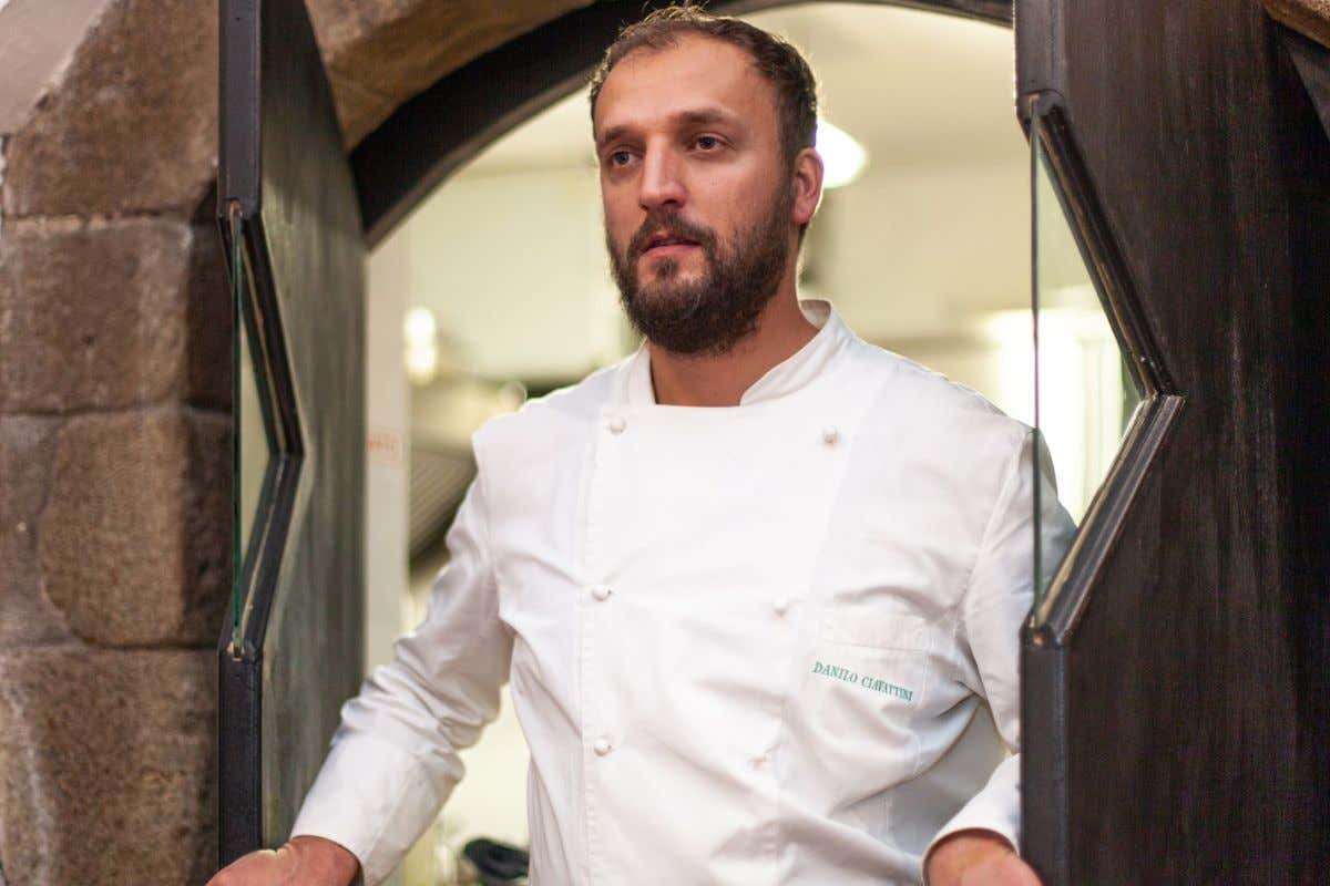 «Più difficile del piccione». C'è spazio per il pollo nell'alta cucina?