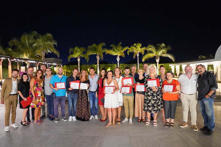 Tutti i premiati del concorso (Pomorosso d'Autore 2019Premiati Lebiu e Russo) Tutti i premiati del concorso (Pomorosso d'Autore 2019Premiati Lebiu e Russo)