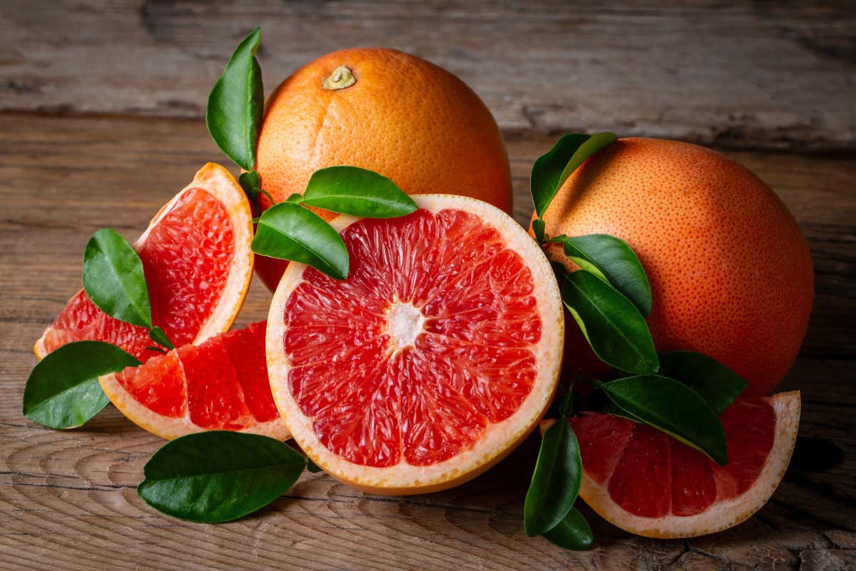 Pompelmo, l’agrume che aiuta il fegato e difende dalle infiammazioni