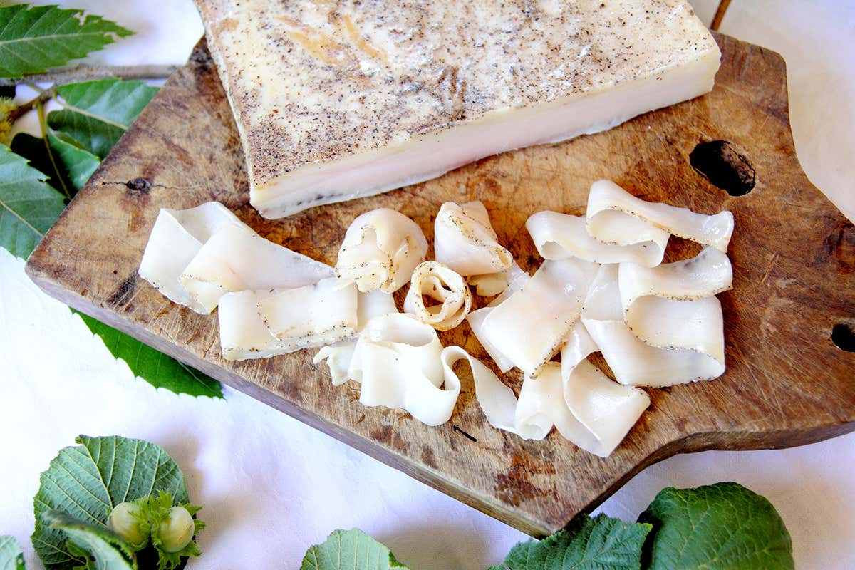 Lardo di Suino Nero