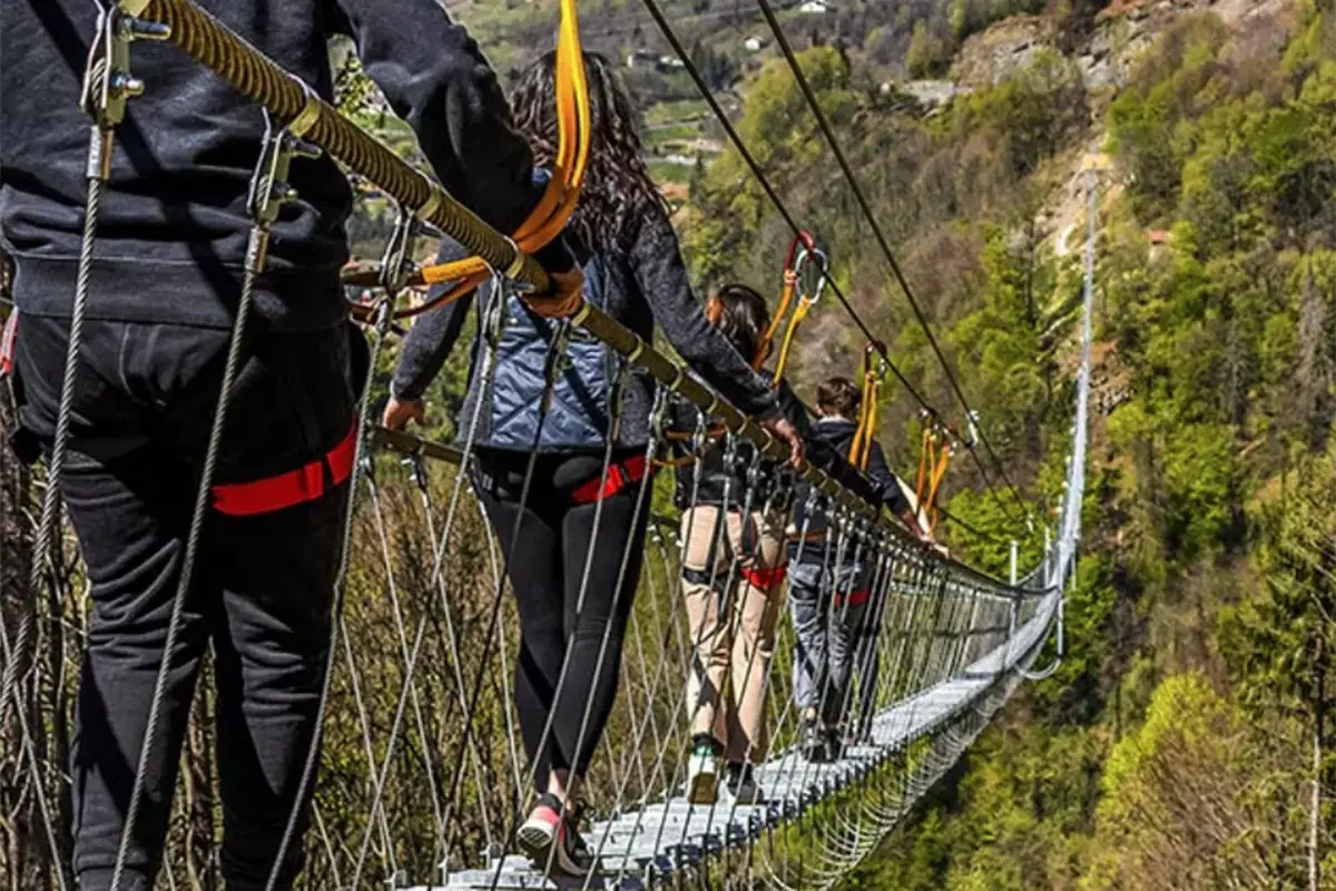 Inaugurato il ponte sospeso pi&ugrave; lungo al mondo 