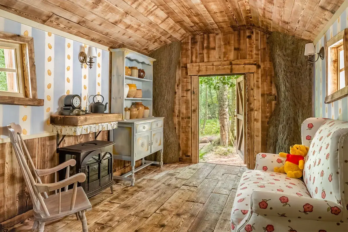 La casa ispirata a Winnie the Pooh. Fonte: Airbnb Dormire nel Bosco dei Cento Acri? C&rsquo;&egrave; la casa di Winnie the Pooh