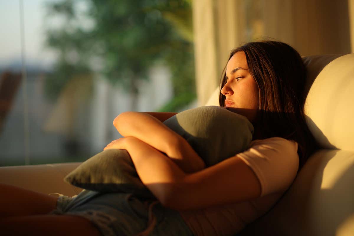 Rientro difficile dalle vacanze: i sintomi del post-vacation blues e come affrontarlo Rientro difficile dalle vacanze: i sintomi del post-vacation blues e come affrontarlo