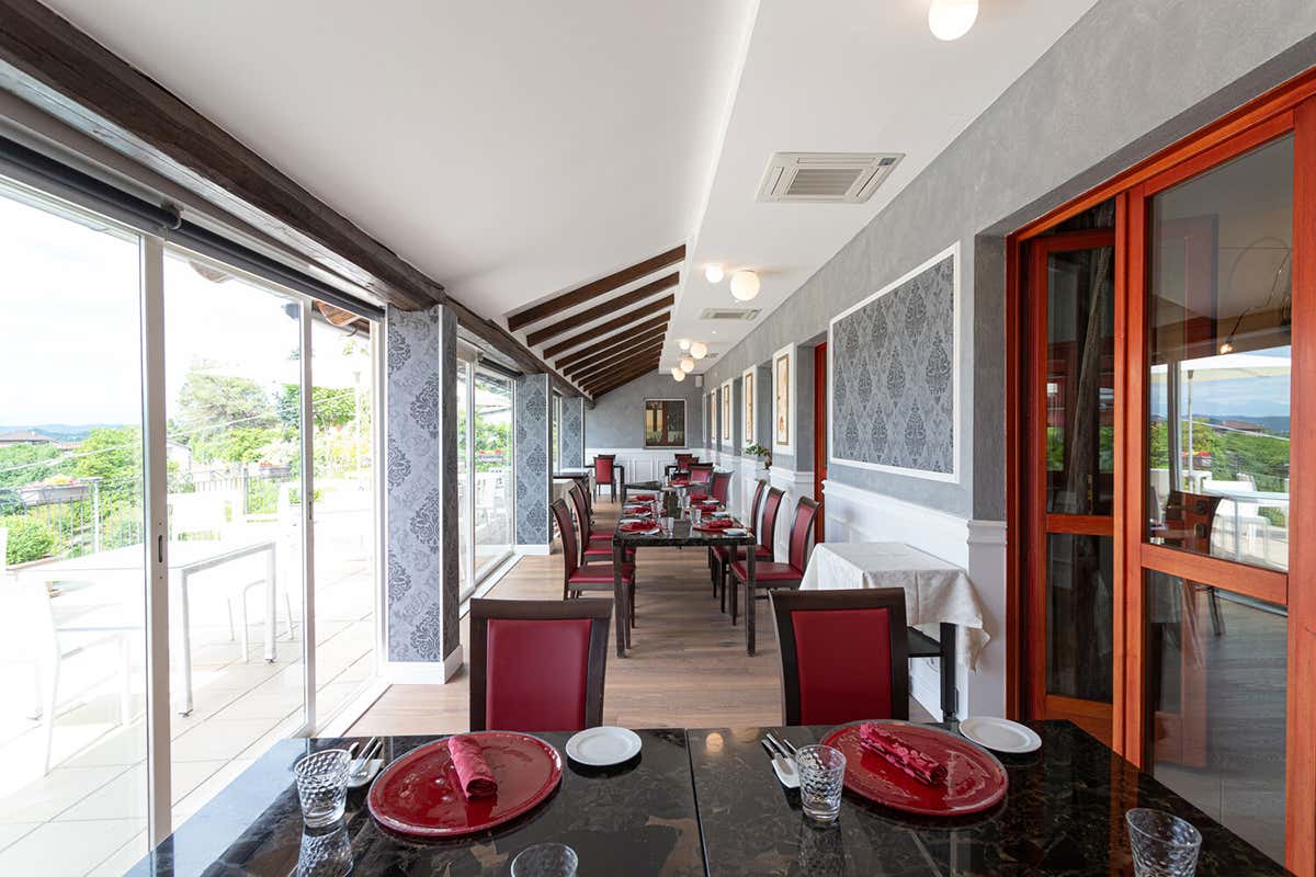 Il piano terra con un piccolo giardino Gustare le colline del Roero senza fretta: tappa da Io e Luna