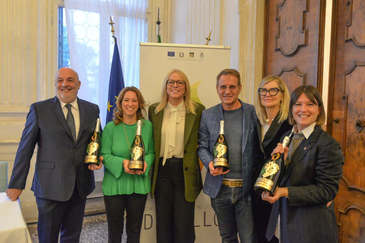Nella foto da sinistra: Claudio Burato, Corinna Gianesini, Diletta Tonello, Walter Smittarello, Paola Fabris, Sissi Baratella Durello