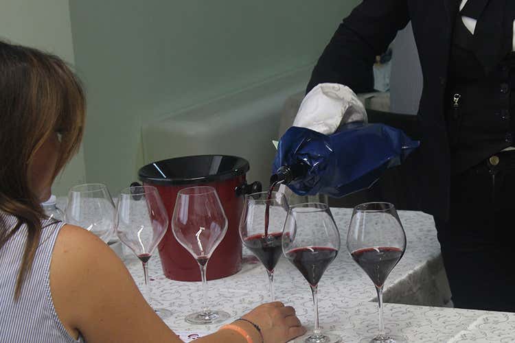 21 i vini premiati quest'anno - Premio Qualità Italia Un sostegno ai produttori in crisi 21 i vini premiati quest'anno - Premio Qualità Italia Un sostegno ai produttori in crisi