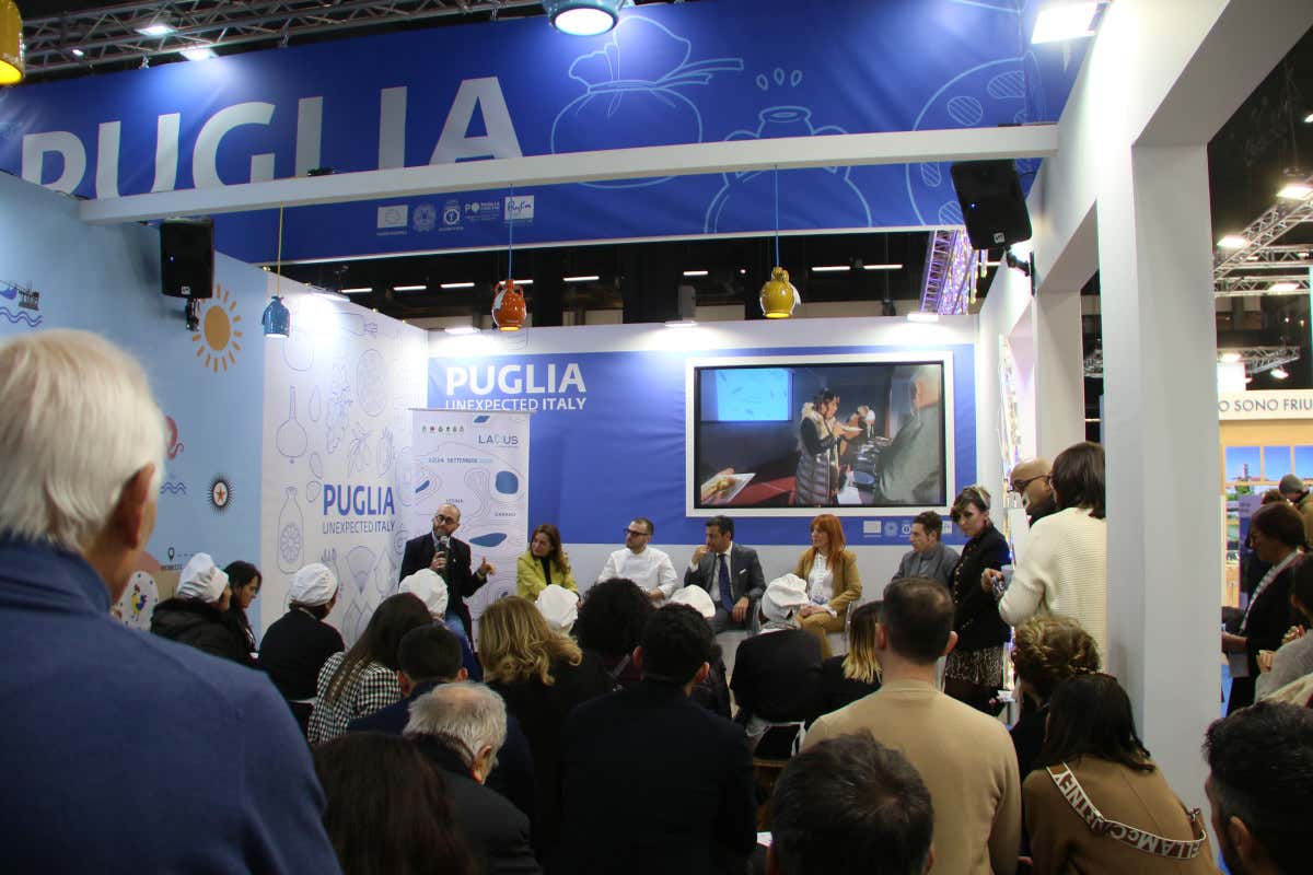 La presentazione di Lacus alla Bit di Milano I 4 comuni del patto della Terra dei Laghi approdano alla fiera BTM Italia