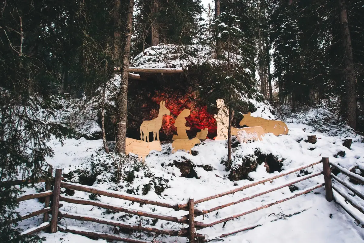 Il presepe a grandezza d'uomo Magie natalizie in Val d&rsquo;Ega