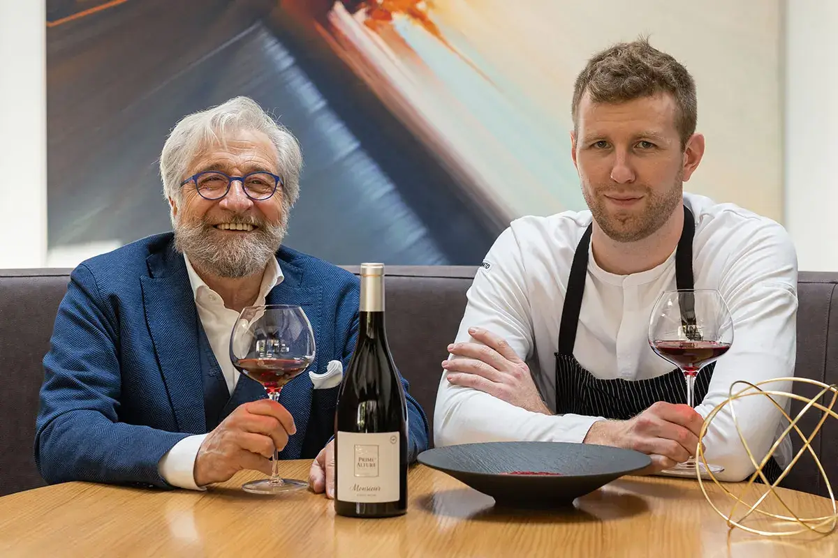 Gioacomo Lovato e Roberto Lechiancole (credito foto: Simona Bruno) La cucina di Giacomo Lovato sposa il vino dell&rsquo;Oltrep&ograve; Pavese