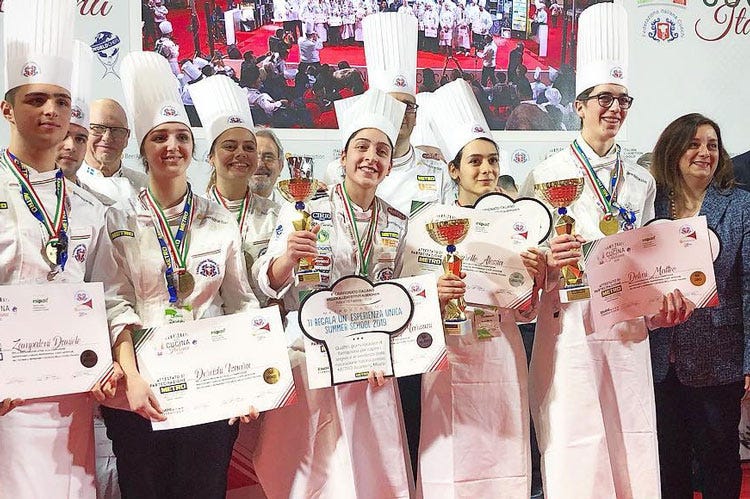 (Primi verdetti ai Campionati di cucina 1.500 cuochi in gara fino a domani)